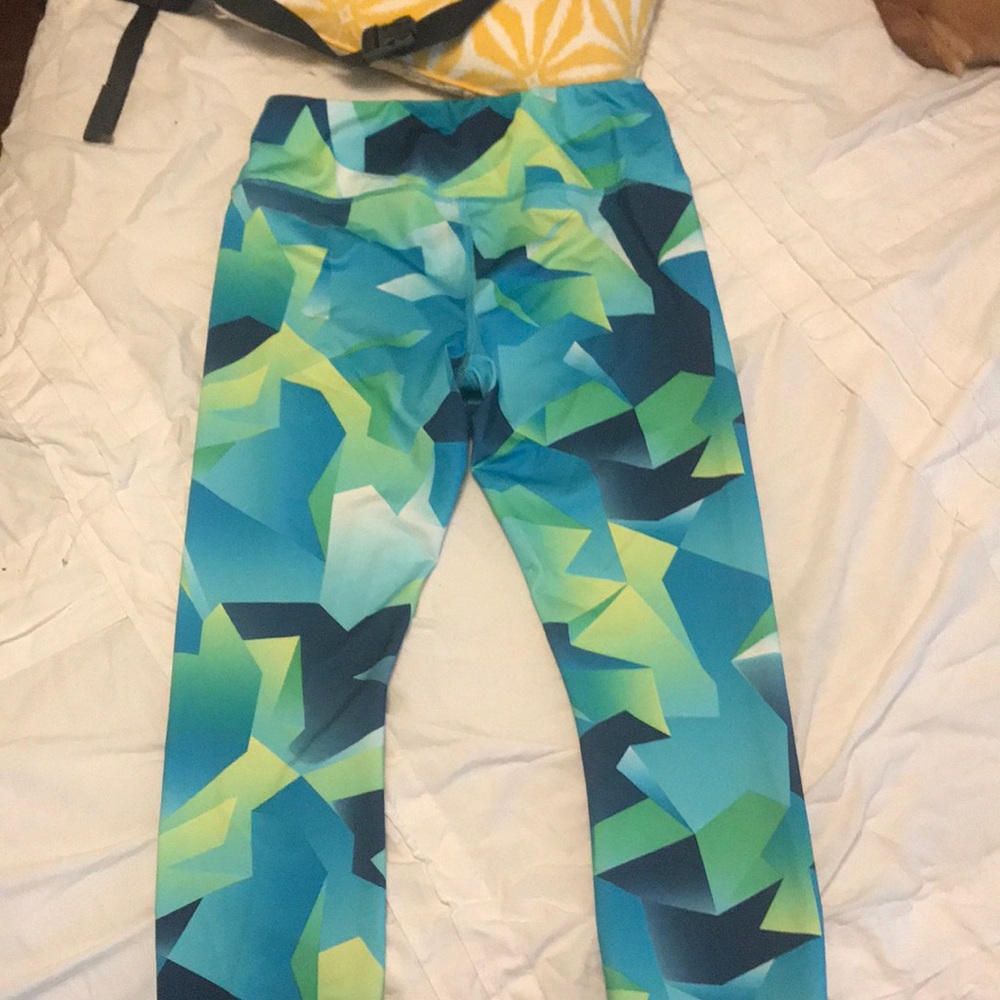 Reebok teal printed leggings - Picture 6 of 6